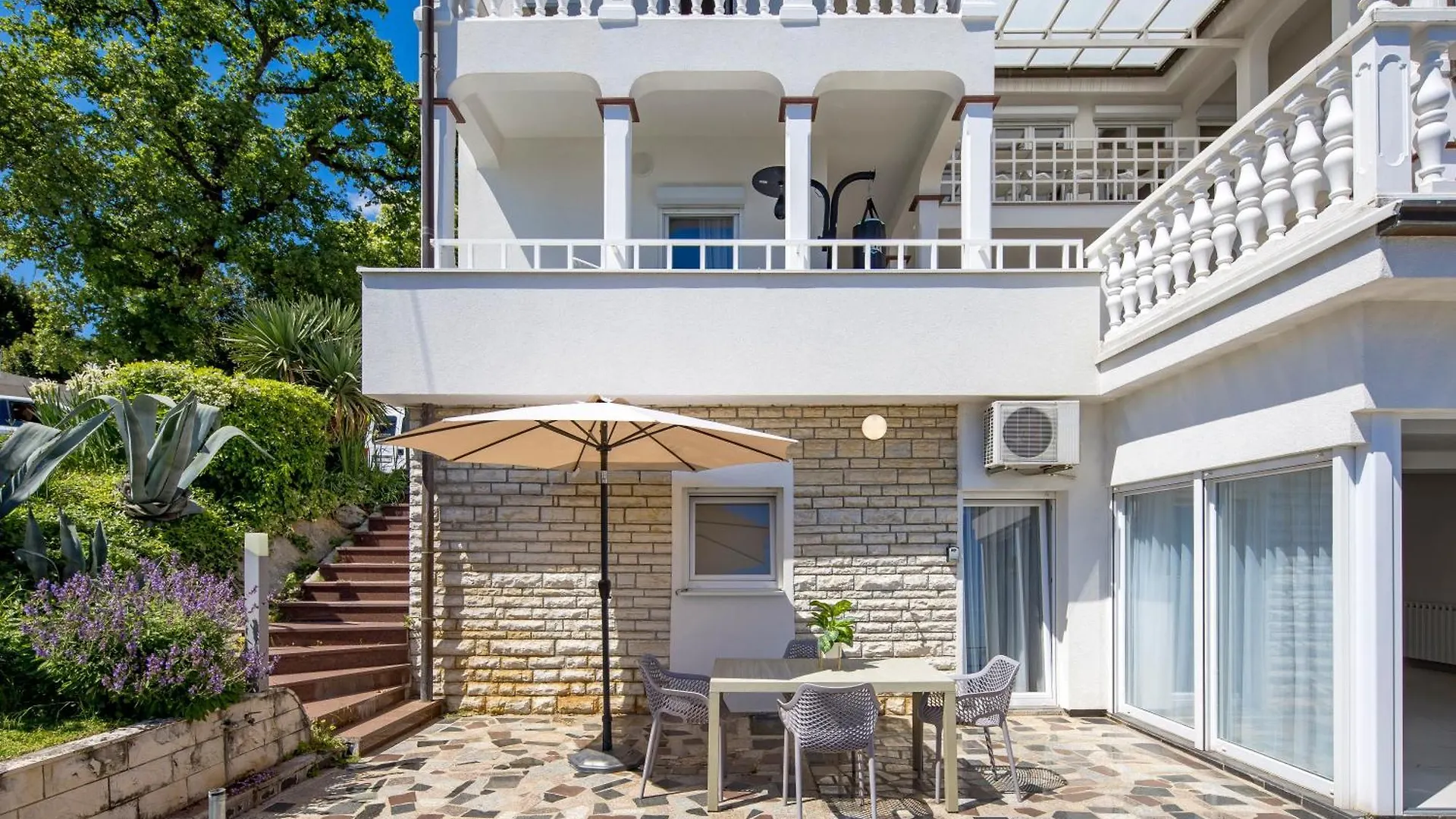 Villa Garden Apartment With Pool Opatija