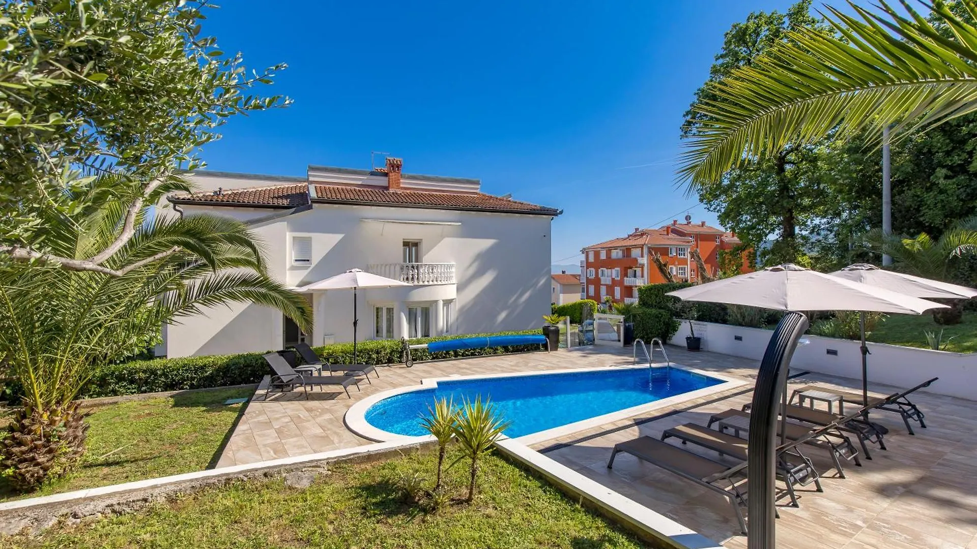 Villa Garden Apartment With Pool Opatija