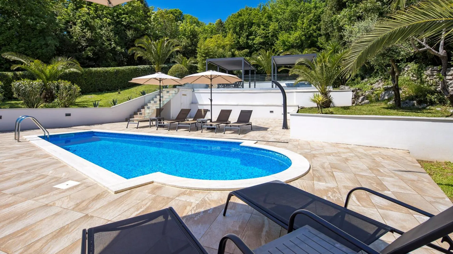 Villa Garden Apartment With Pool Opatija Kroatien