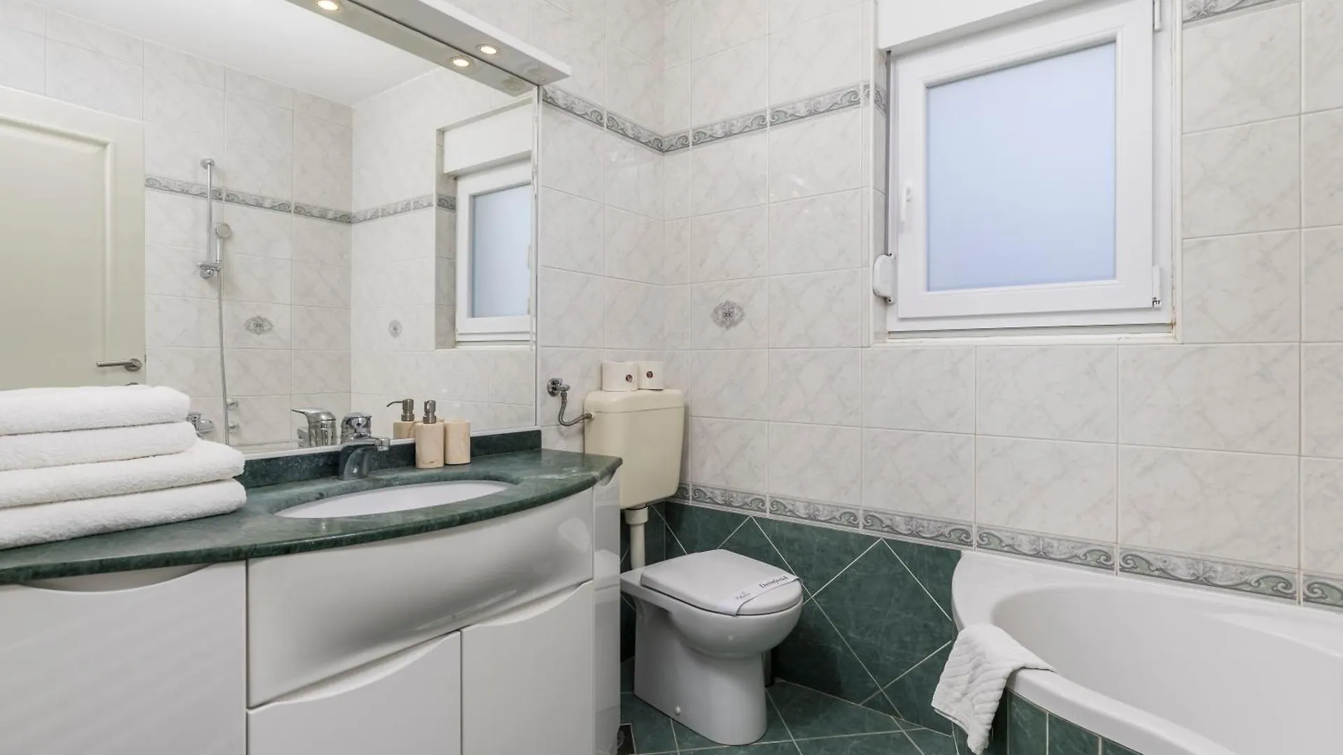 Villa Garden Apartment With Pool Opatija
