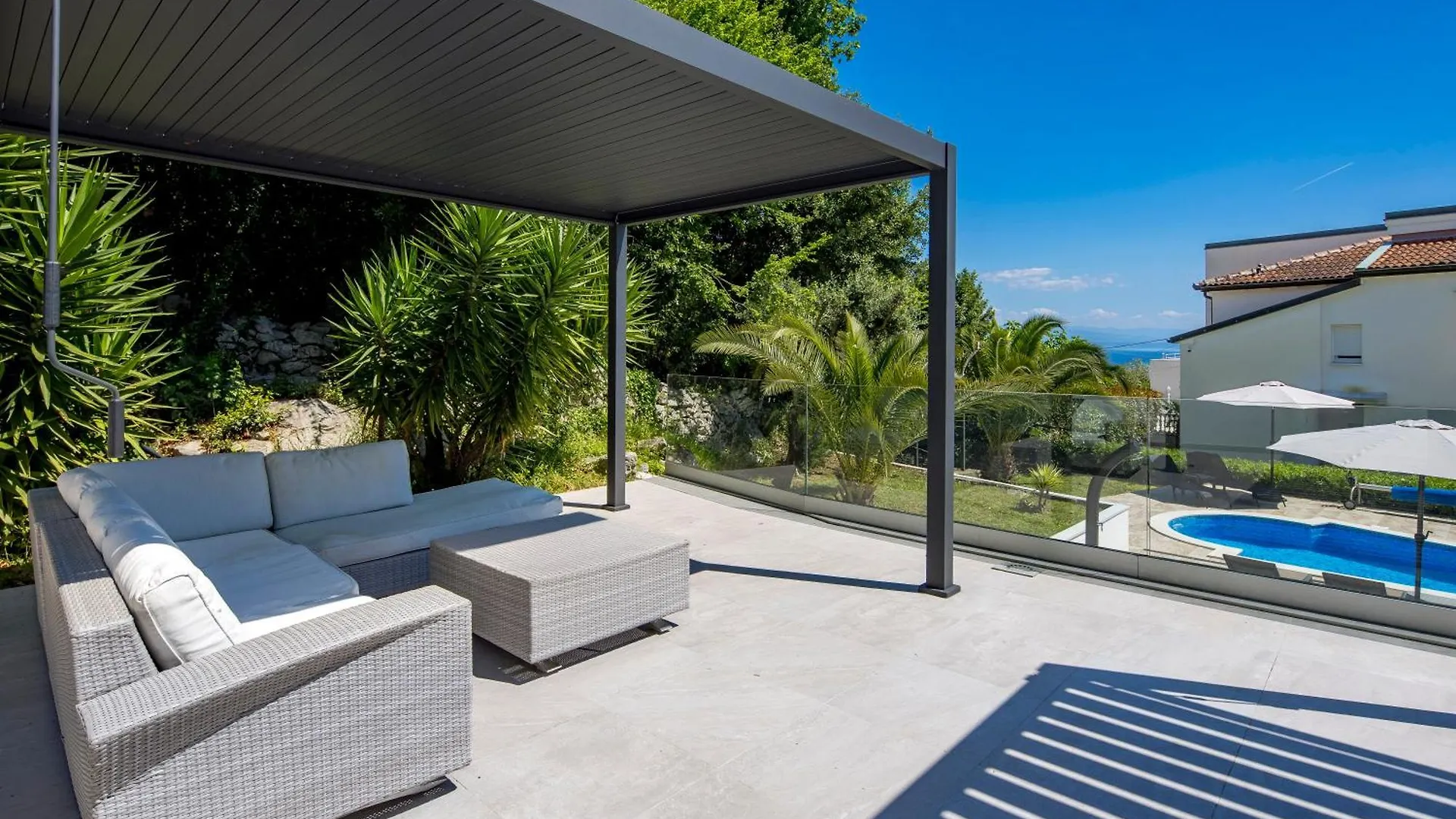 Villa Garden Apartment With Pool Opatija