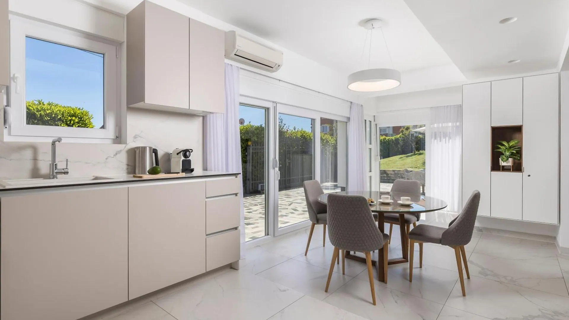 Villa Garden Apartment With Pool Opatija