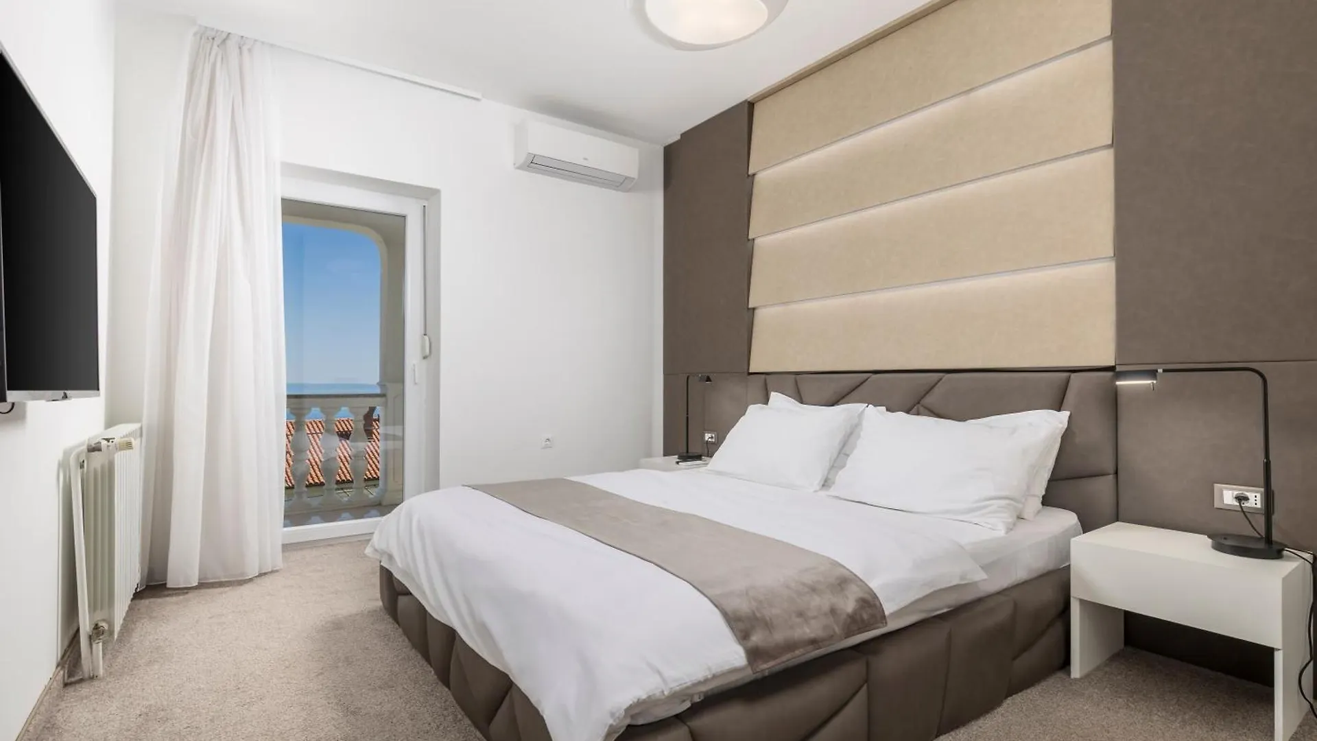 Villa Garden Apartment With Pool Opatija 0*,