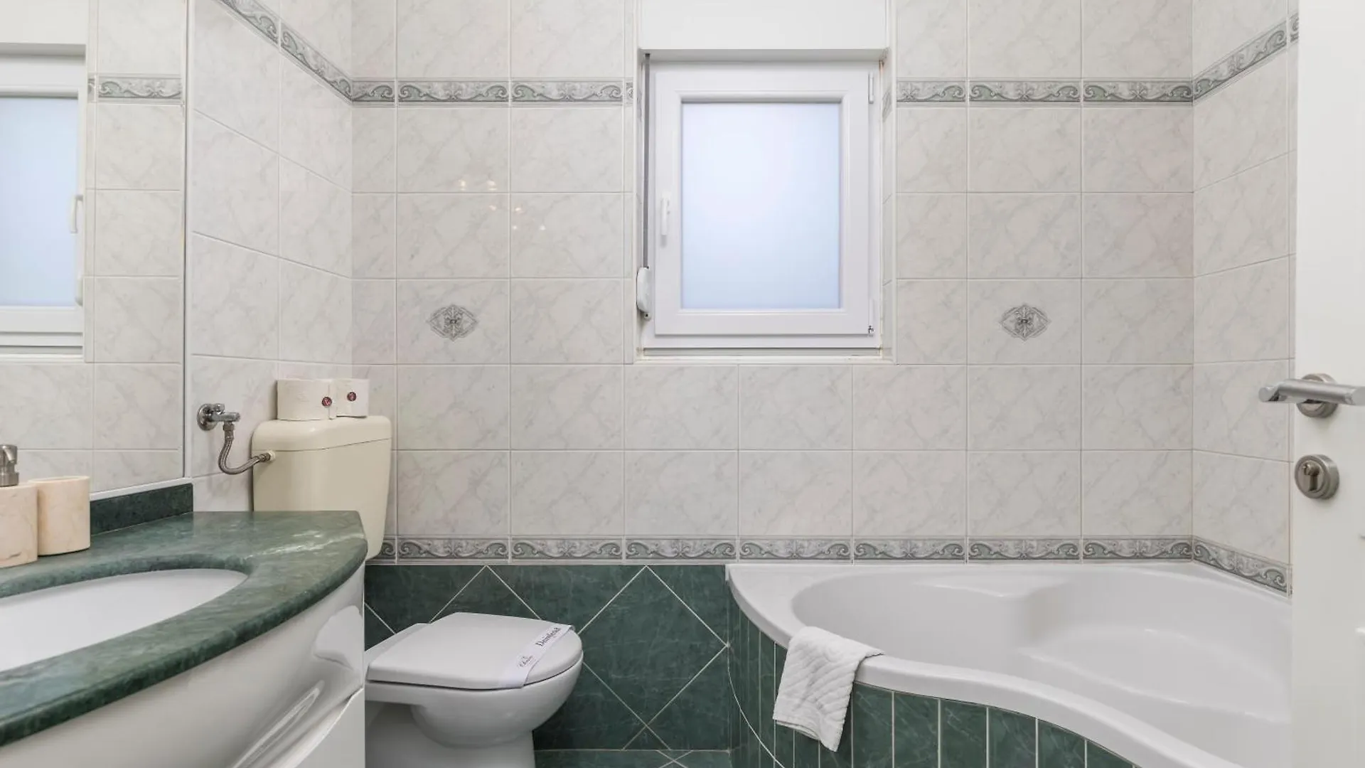 Villa Garden Apartment With Pool Opatija